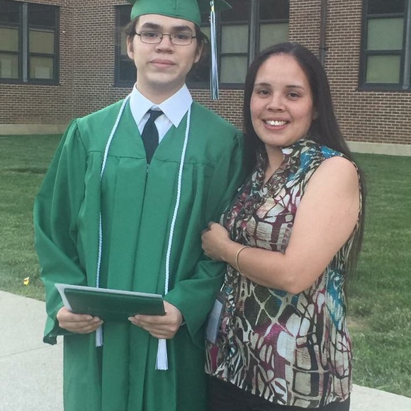 Meet your Posher, Melissa - Picture 9 of 16